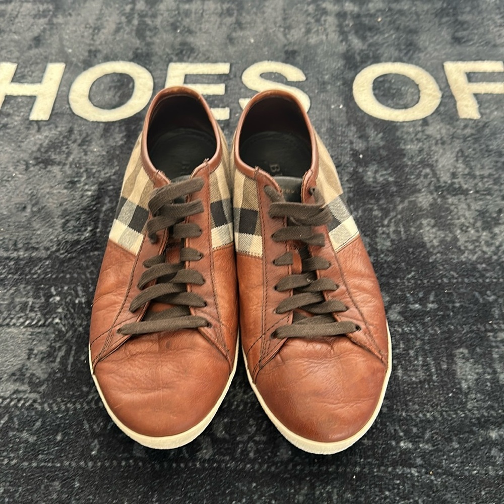 Burberry men’s sneaker